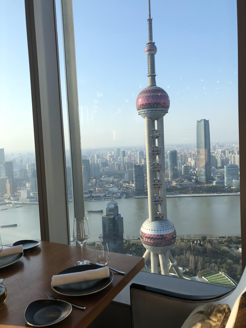 魔都打卡:于上海观景最好的酒店看东方明珠