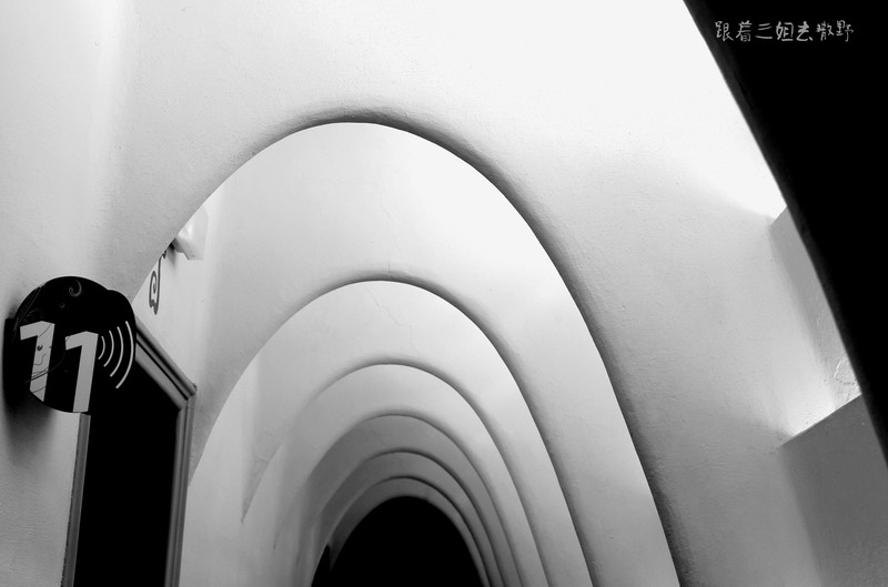 与三姐同行--高迪,毕加索,戈雅,弗拉门戈,血与黄